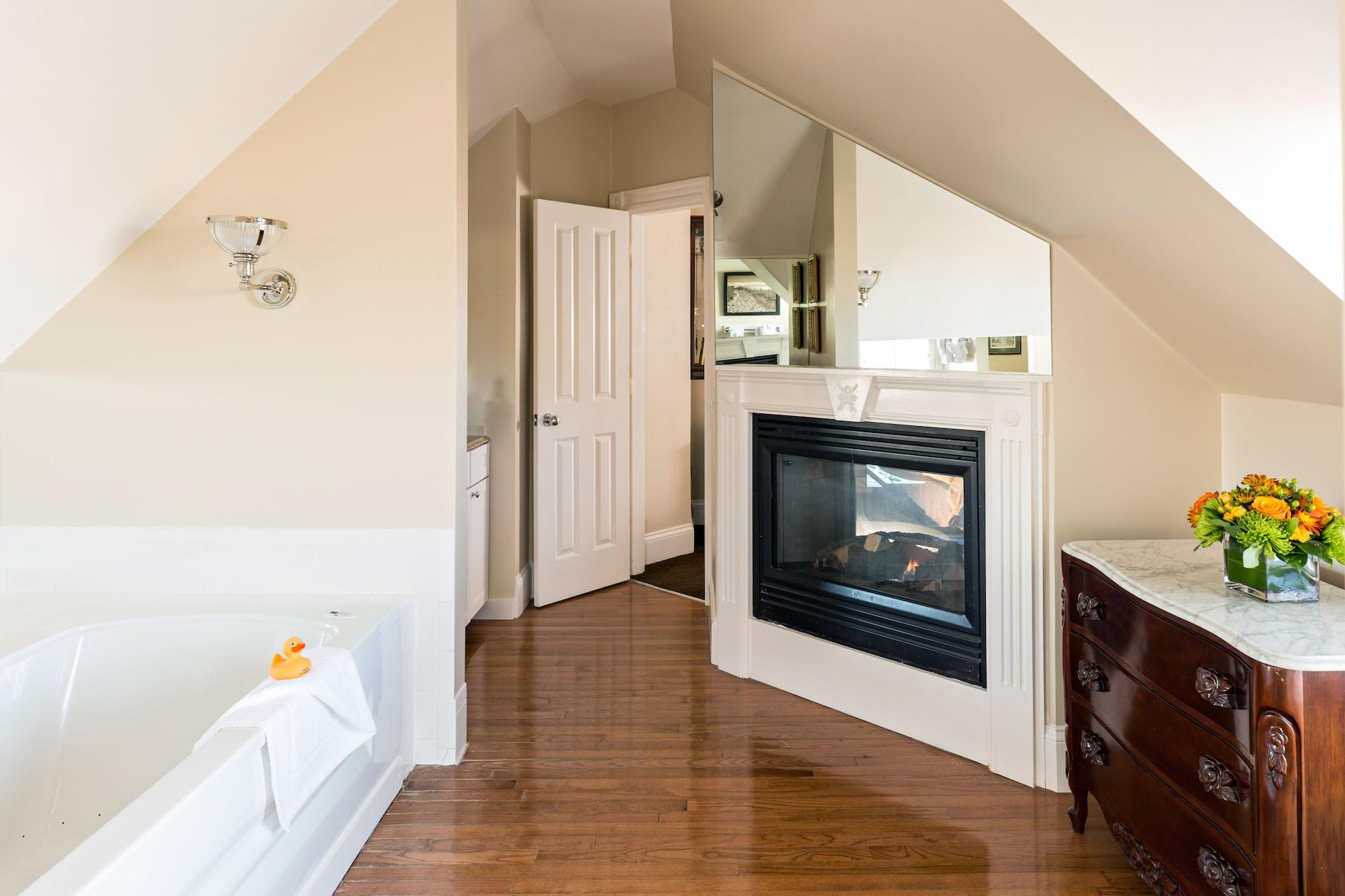 Crowne Pointe Historic Inn Adults Only Provincetown Eksteriør bilde