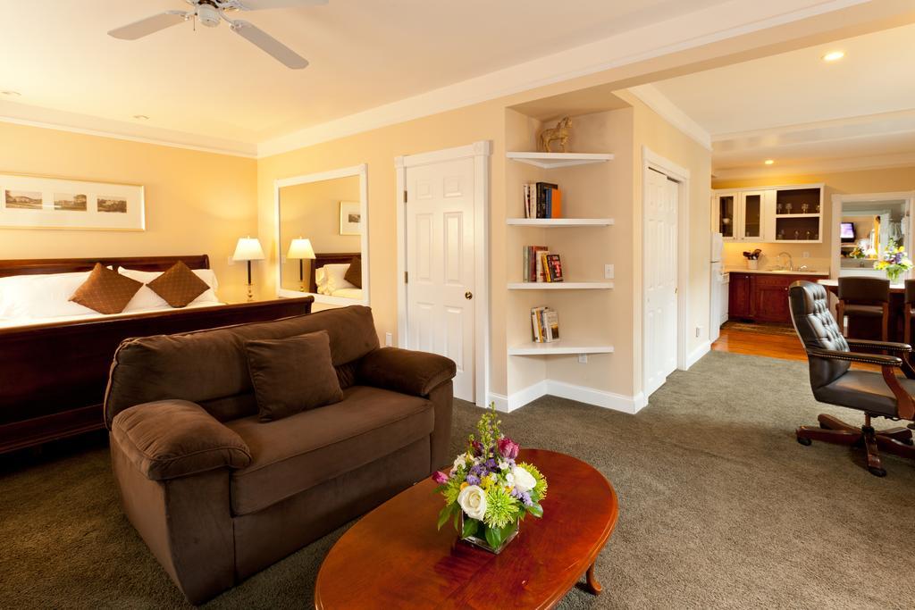 Crowne Pointe Historic Inn Adults Only Provincetown Eksteriør bilde