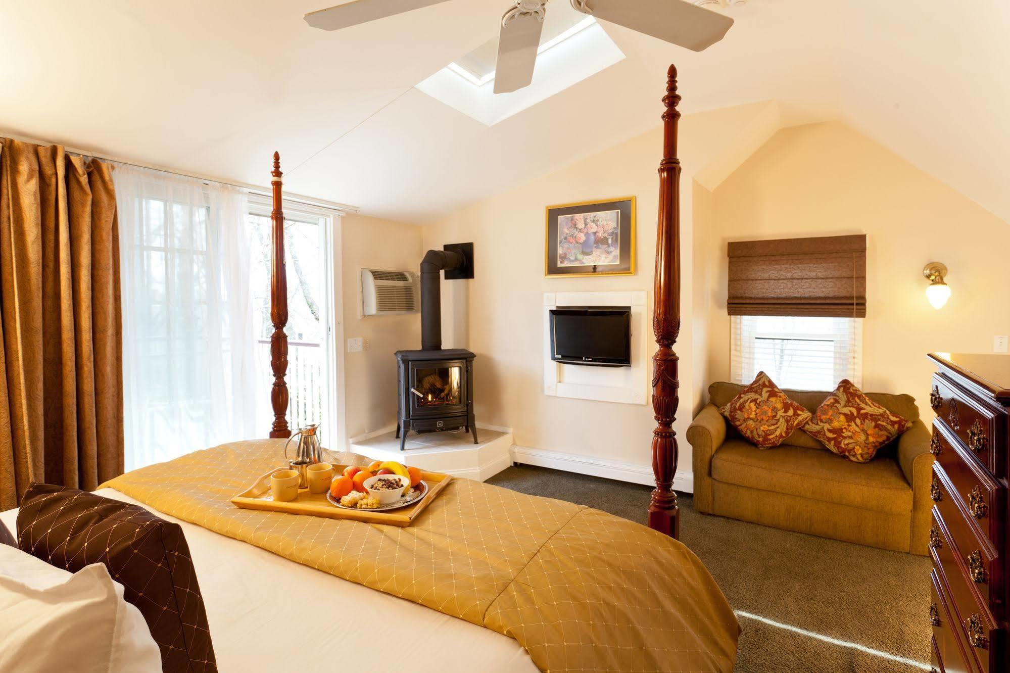 Crowne Pointe Historic Inn Adults Only Provincetown Eksteriør bilde
